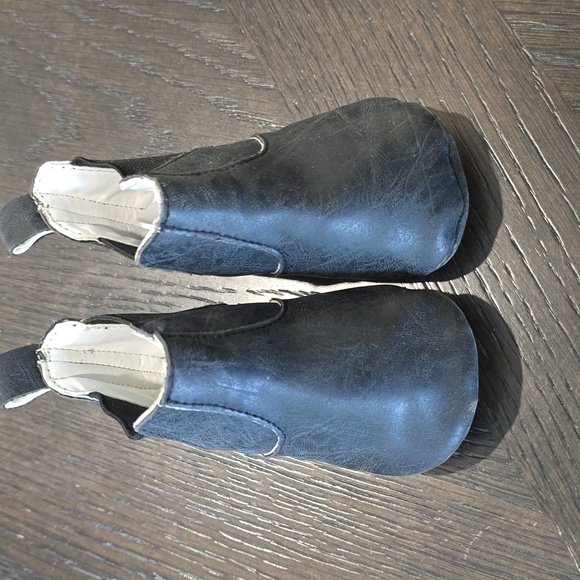 Baby bootie bundle - Picture 2 of 9